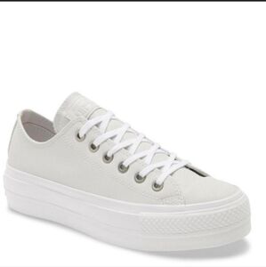 Converse Platform White and Gray Sneakers Size 7.5 Chuck Taylor All Star Lift